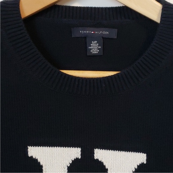 Tommy Hilfiger Top - Picture 4 of 5